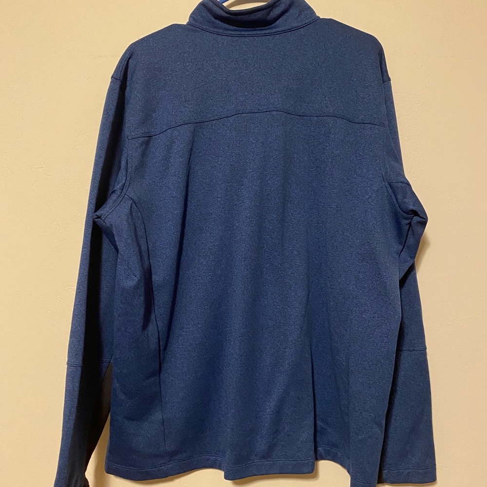 North Face Blue Pullover - image 3